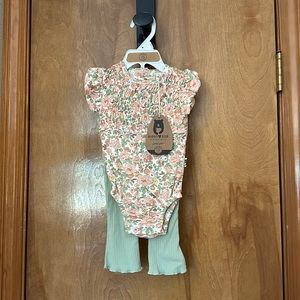 Rabbit + Bear Organic floral flare 2 piece set